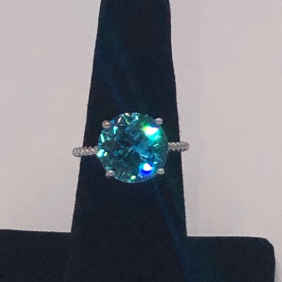 4ct Blue Apatite Ring - Picture 7 of 15